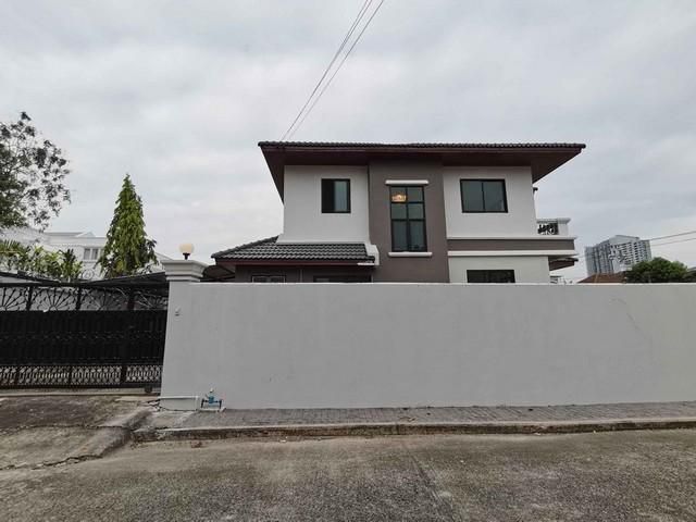 PDD02 ให้เช่า บ้านเดี่ยว 2ชั้น โครงการ นภาลัยบางนา Naphalai ถนนสุขุมวิท หลังมุม บางนา แบริ่ง  ซอยสุขุมวิท 70/3 แขวงบางนา