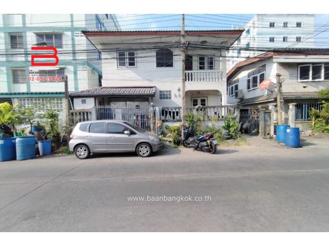 บ้าน+ห้องเช่า วัดประยูรซอยกลาง ซอยพหลโยธิน 83 เนื้อที่ 60 ตรว. ถนนพหลโยธิน อ.ลำลูกกา จ.ปทุมธานี