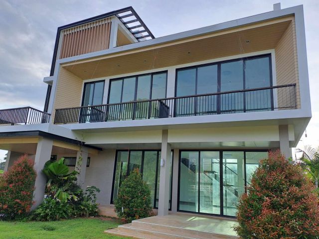 ขายบ้านในหมู่บ้าน Green Montana pakchong-khaoyai
