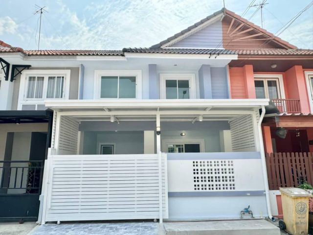 หมู่บ้านพฤกษา10