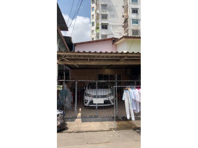 ขายบ้านเดี่ยวชั้นเดียว 75 ตร.วา  ซอยอินทามระ 33  ถ.สุทธิสาร ทำเลดี ใกล้ทางด่วนดินแดง