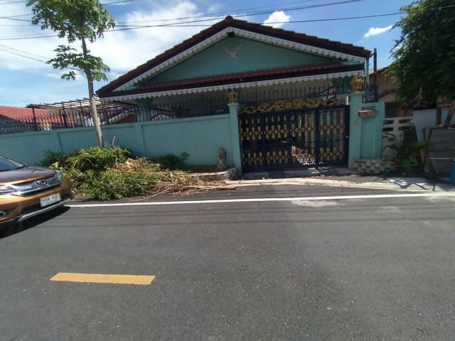 ขายบ้านเดี่ยว บางบัวทอง นนทบุรี 68วา 2.3ล T0918605330