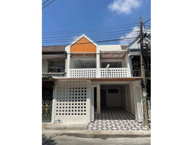 ขาย ทาวน์โฮม วังทองวิลเลจ2  90 ตรม. 25 ตร.วา  รีโนเวทใหม่  พร้อมอยู่