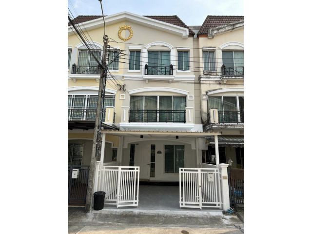 ขาย ทาวน์โฮม N 837 Baan Klang Muang The Royal Monaco Srinakarin-Pattanakarn 185 ตรม. 22.3 ตร.วา
