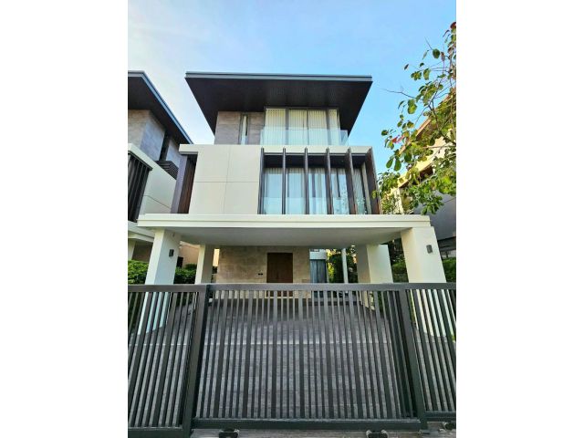 Meka RAMINTRA บ้านเดี่ยว 3 ชั้น Modern Luxury พร้อมลิฟท์ และสระน้ำแร่ วงแหวนกาญจนาภิเษก ถนนรามอินทรา