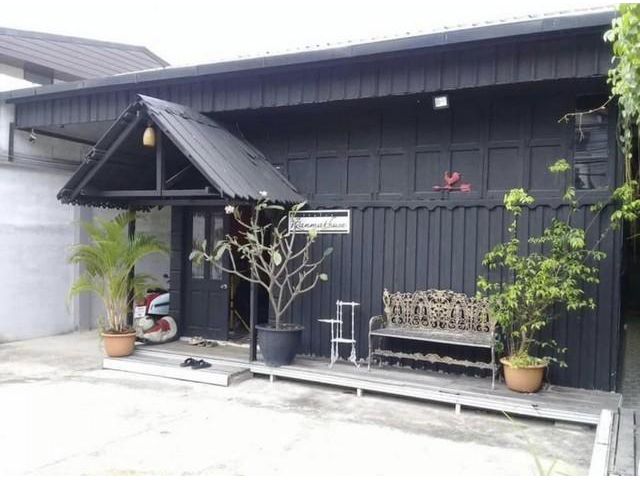 PT12 ให้เช่า บ้านเดี่ยว ชั้นเดียว 54 ตรว. ลาดพร้าว 134 เหมาะทำออฟฟิศ สตูดิโอ อยู่อาศัยได้ จอดรถ 5-6 คัน ใกล้ MRT บางกะปิ