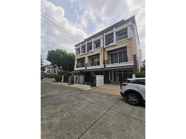 PP165 ขายทาวน์โฮม 3 ชั้น บ้านกลางเมือง เกษตร – นวมินทร์ BAAN KLANG MUANG KASET – NAWAMIN ใกล้ช็อคโกแลตวิลล์ รร.บดิน