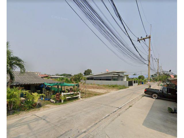 รหัสทรัพย์ RY-240 ขายที่ดินติดนิคมมาบตาพุด 195 ตรว. ถมแล้วซอยลุงจุ้ย ใกล้ถ.สุขุมวิท 3 - 850 เมตร ราคาเหมา 2.5 ลบ.