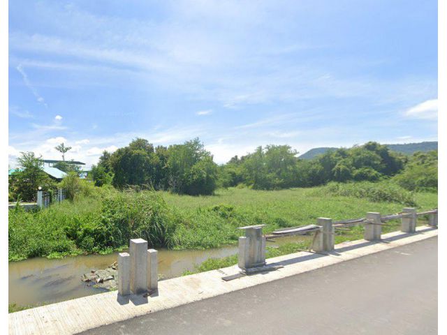ขายที่ดินบางเสร่ติดคลอง 15 ไร่ ติดถนนลาดยาง ใกล้หาดบางเสร่และถนนเส้นสุขุมวิท3 - 1 กม. อ.สัตหีบ จ.ชลบุรี
