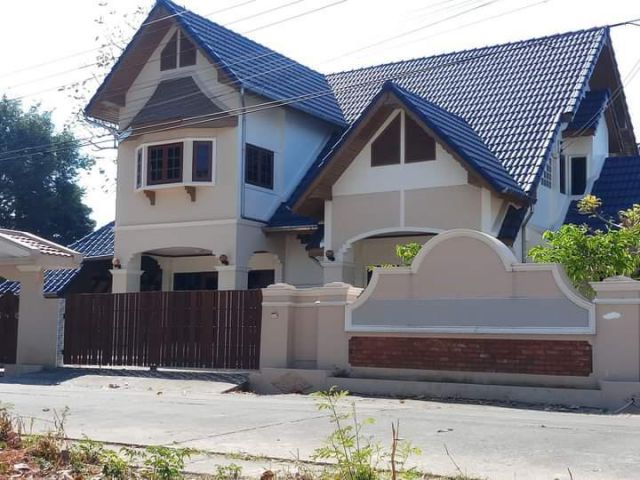 ขายบ้านพร้อมที่ดินหนองจ๊อมสันทรายในโครงการสวนนนทรีพร้อมโอน
