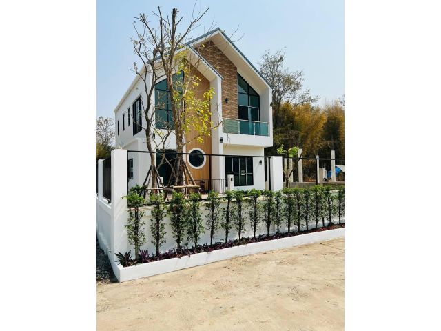 ขายบ้านสร้างใหม่ อ.หางดง จ.เชียงใหม่ ใกล้พืชสวนโลก เนื้อที่ 67 ตร.ว. ราคา 4.9 ล้าน