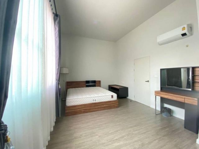 ให้เช่า ทาวน์โฮม สิริ เพลส ราชพฤกษ์ 346 133 ตรม. 20.7 ตร.วา 3 beds 3 baths 1 living 1 kitchen 1 balcony 2 parking