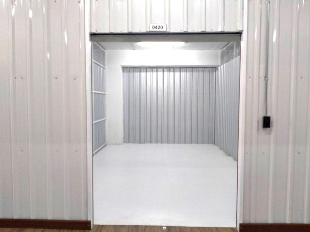 ห้องเก็บของให้เช่า ขนาดเล็ก 4 - 30 ตร.ม. Self-Storage ให้เช่าบนอาคาร เมืองทองธานีใกล้รถไฟฟ้าสายสีชมพู