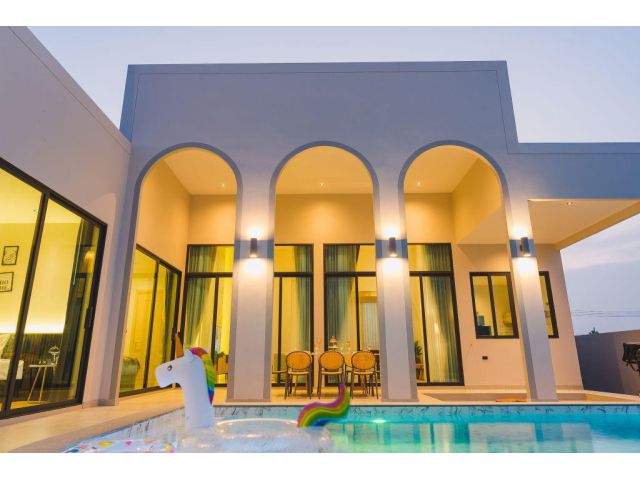 บ้านสวย พร้อมสระ ราคาดี  Luxury Pool Villa Chaam