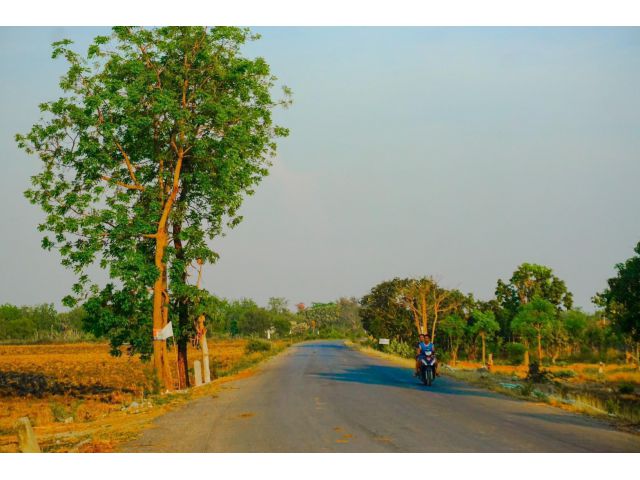 ที่ดินอู่ทองสุพรรณบุรี แบ่งขาย 200 ตรว.- 1 ไร่, 2 ไร่ ทำเลดีติดลาดยาง