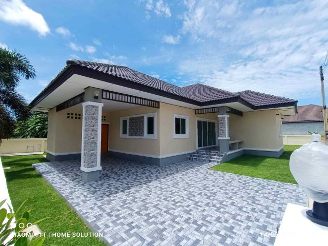3 bedroom house for sale in central Ban Phe, Rayong. Price 4,500,000 THB