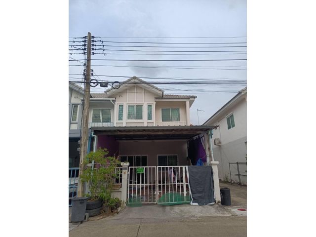 บ้านแฝด 2 ห้องนอน 2ห้องน้ำ หลังมุม