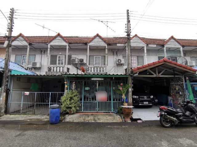 ขายทาวน์เฮ้า กระทุ่มแบน สมุทรสาคร 18.7วา 1.65ล T0918605330
