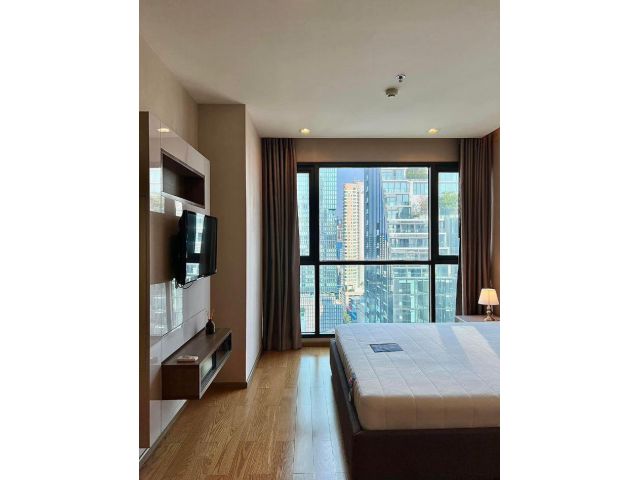 ขาย คอนโด The Address Sathorn  52.25 ตรม. 1 bed 1 bath 1 living 1 balcony 1 park non fix