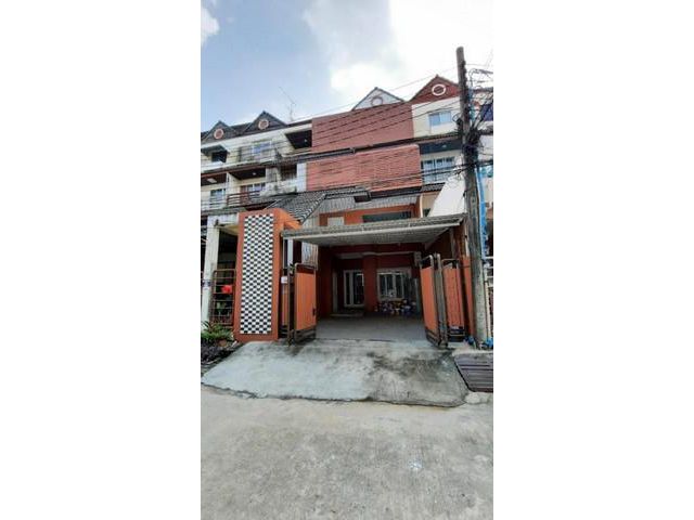 Rent เช่า ทาวน์โฮม หมู่บ้านวราธรวิลล์ พัฒนาการ44 สวนหลวง