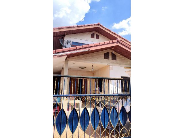 ขายด่วนบ้านสร้างเอง บางนา กรุงเทพมหานครฯ 50วา 5.7ล T0918605330