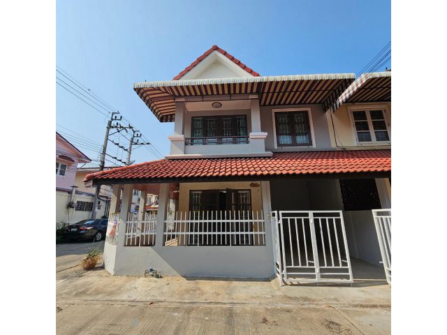 ขาย บ้านทาวน์เฮ้าส์ 2 ชั้น ถนนประชาอุทิศ90