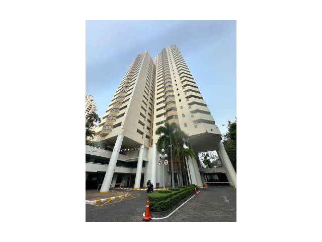 Sale Condo at Baan Suanpetch Condominium near BTS Phrom Phong