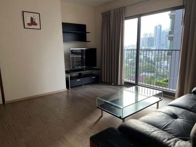 Noble Remix Thonglor 1 bed 1 bath 1 living room 62 sqm, facing Sukhumvit main road (North) Rental price 45,000 baht/mo N