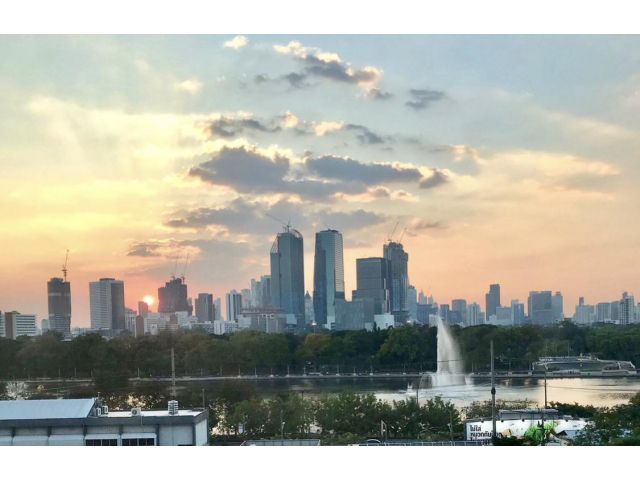 Rent Penthouse in the 4 star Hotel  Sukhumvit 16 BTS Asok at least 12 month
