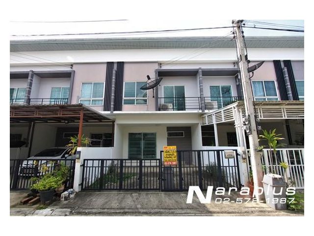 Listing No. 67040208 : ทาวน์โฮม 2 ชั้น สไตล์โมเดิร์น หน้ากว้าง 5.65 เมตร บนที่ดินขนาด 21.9  ตารางวา โครงการ The Trust To
