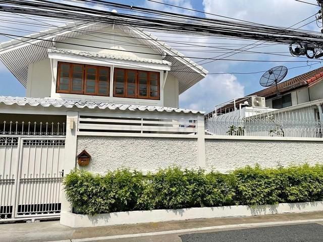 PDD02 ให้เช่า บ้านเดี่ยว 2 ชั้น ย่านสุขุมวิท101 ซอยวชิรธรรมสาธิต 29 ซอยปุณณวิถี 39 ใกล้ BTS ปุณณวิถี สุขุมวิท 101/1 บ้าน
