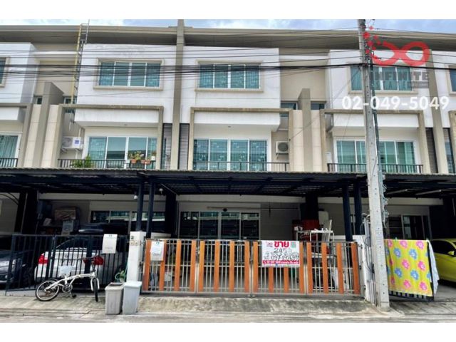 ขายและให้เช่าทาวน์เฮ้าส์ 3 ชั้น ลุมพินี ทาวน์ เพลส สุขุมวิท 62 ติดทางด่วน