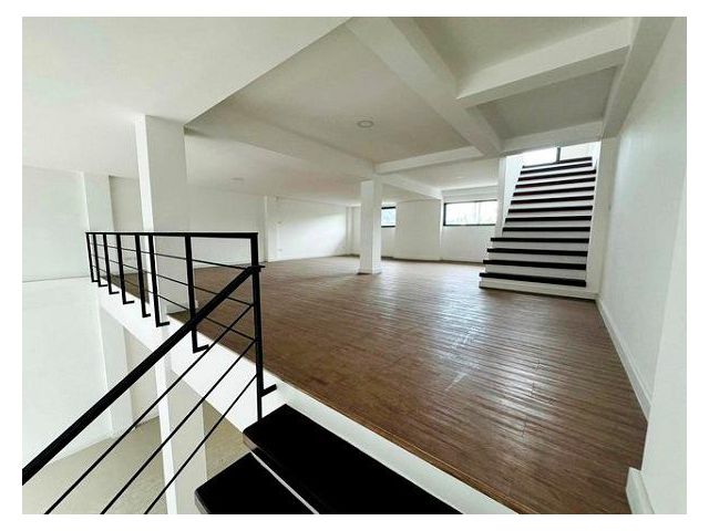 ให้เช่าออฟฟิศ อาคาร 5  ชั้น ติดถนนใหญ่ ถ.เกษตร-นวมินทร์  ใช้สอย   452   ตรม โครงการมีรปภ.24ชม
