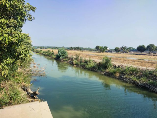 ที่ดินไทรน้อย นนทบุรี