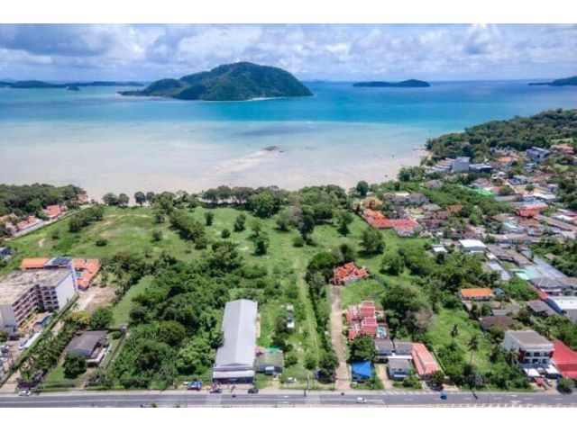 ขายที่ดินสวยมาก 15-0-29 ติดทะเลภูเก็ต  หาดเฟรนด์ชิพ ราไวย์ ตำบลราไวย์ อำเภอเมือง จังหวัดภูเก็ต  หาดราไวย์ ประมาณ 300 ม วิวทะเลสวยงามของอ่าวฉ