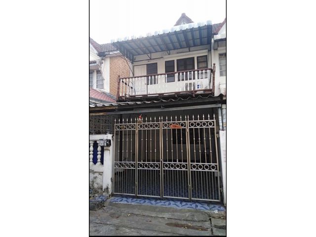 ขายด่วนทาวน์เฮ้าส์ ภาษีเจริญ ก.ท.ม. 22.8วา 2.25ล T0966458046