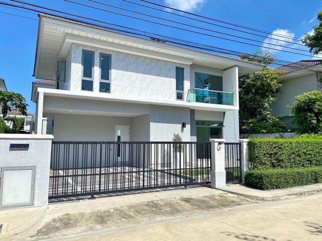 ขายบ้านเดี่ยว 2 ชั้น บ้านยังไม่เคยเข้าอยู่ เหมือนได้บ้านใหม่ มีห้องนอนชั้นล่างรองรับผู้สูงอายุ #กรุงเทพกรีฑาตัดใหม่ เพอร