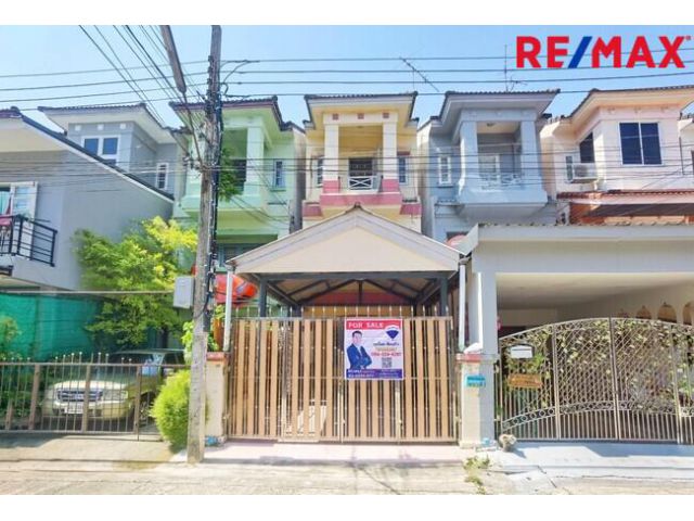 ทาวน์โฮมบางแค 3 ชั้น พุทธมณฑล สาย 2 หมู่บ้านมวลชนธานี บางแวก 20 ตารางวา ใกล้รถไฟฟ้า MRT หลักสอง บ้านสวย พร้อมเข้าอยู่