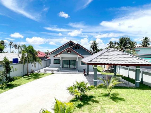 บ้านเดี่ยวสร้างใหม่ห้วยใหญ่ 222ตรว. 7.99ล้าน บ้านส่วนตัว ( เหลือพื้นที่ทำสระว่ายน้ำ ) พิกัด พัทยาฝั่งตะวันออกห้วยใหญ่