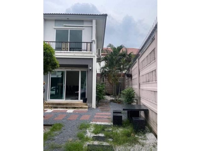 ให้เช่า บ้านเดี่ยว M320 Passorn Prestiege Luxe Pattanakarn 140 ตรม. 42 ตร.วา