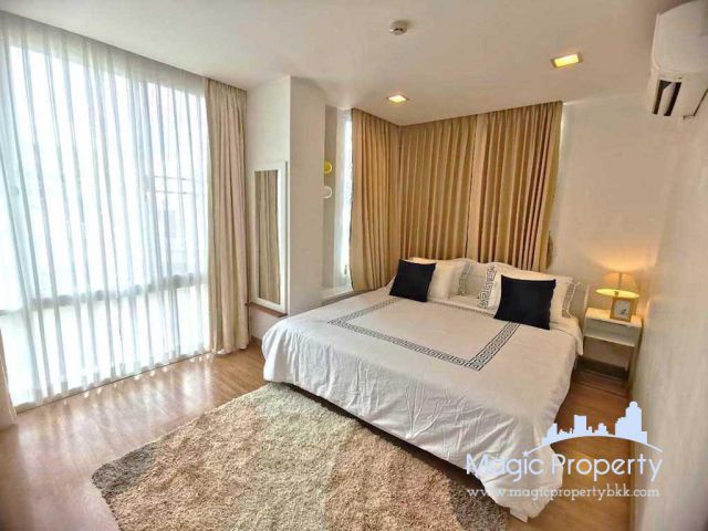 ให้เช่าคอนโดมิเนียม 2 ห้องนอนใน ดิ แอลโคฟ 49 เขตวัฒนา กรุงเทพ