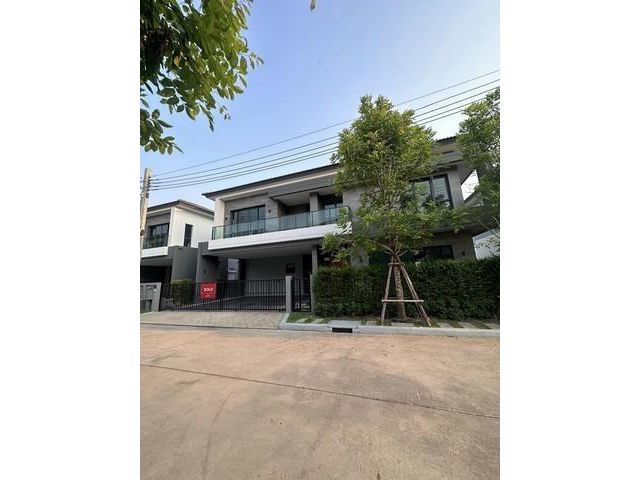ให้เช่า ขาย บ้านเดี่ยว บ้านเปล่า หมู่บ้าน The City วัชรพล แบบบ้านEmerald ติดทางด่วน