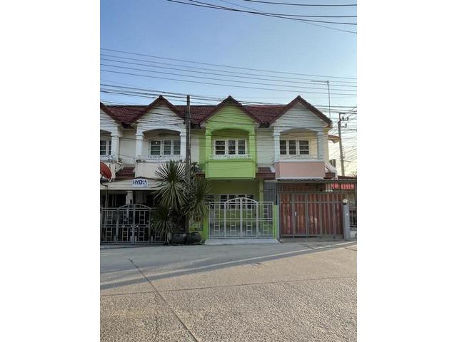 Sale ขาย ทาวน์เฮาส์ หมู่บ้านดรีมโฮม ซอยสวนผัก32 บ้านติดถนนในซอย ถนนกว้าง ใกล้รถไฟฟ้าสถานีตลิ่งชัน