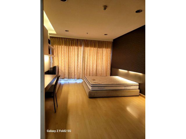 ขาย คอนโด The Plattinum fashion mall condominium  44.81 ตรม. Studio room 1 bath 1 living 1 balcony 1 parking space