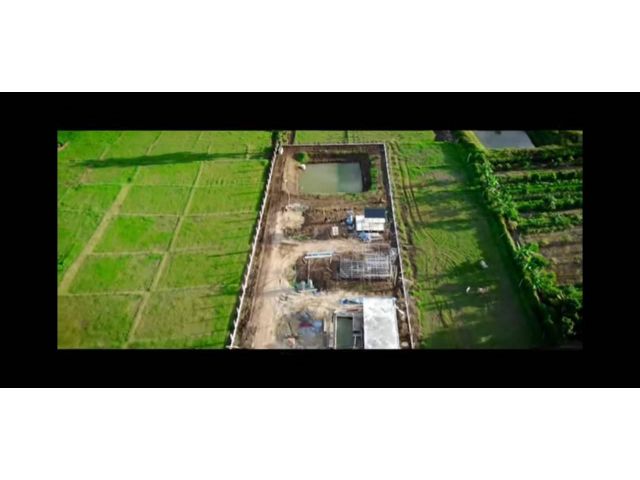 ขายที่ดิน 3 ไร่ 1 งาน พร้อมบ้าน 2 หลัง และ สระว่ายน้ำใกล้น้ำพุร้อนสันกำแพง