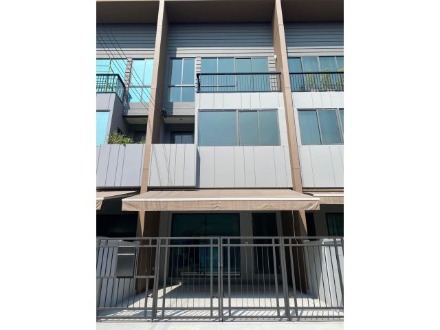 ขายทาวน์โฮม 3 ชั้น บ้านกลางเมือง ดิ เอร่า The Era ปิ่นเกล้า-จรัญฯ  บางกรวย นนทบุรี.