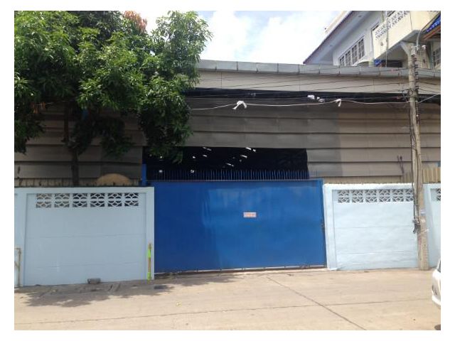 ให้เช่าโกดังโรงงานพร้อมออฟฟิศ ขนาด 672 ตรม. บริเวณซอยโพะฺ์แก้ว3 เขตบางกะปิ