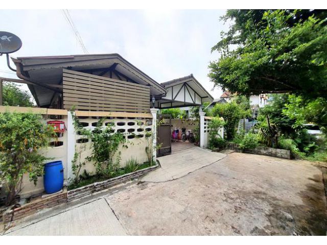 ขายบ้านเดี่ยว หมู่บ้านเยาวพรรณ ถนนบางกรวย-ไทรน้อย ซอย 40 อำเภอเมือง นนทบุรี