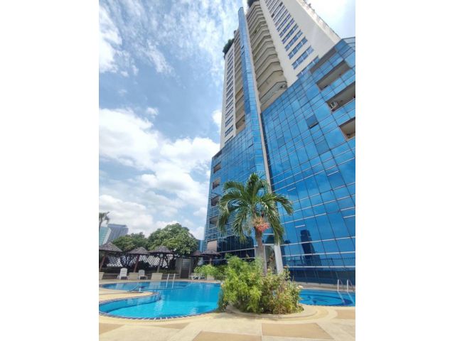 ขาย คอนโด Sarin place 40 ตรม. 1 bed 1 bath 1 living 1 balcony 1 parking lot