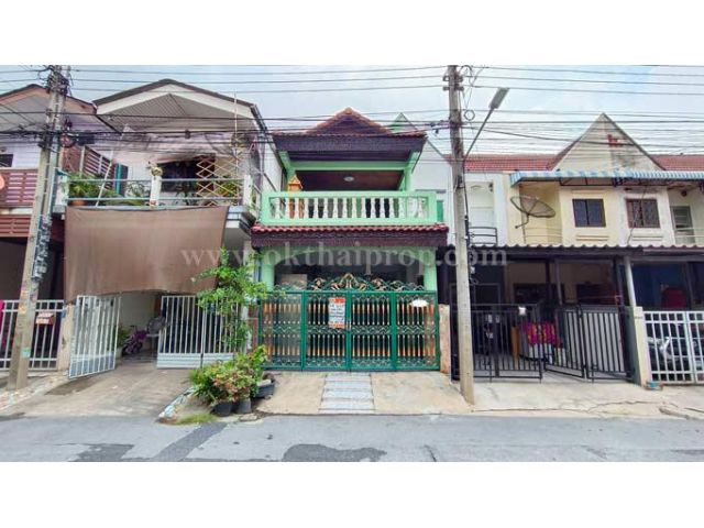 ทาวน์เฮ้าส์ หมู่บ้าน รัตนาวดี ซ.จันทร์ทองเอี่ยม บางบัวทอง